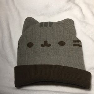 Pusheen the cat beanie!